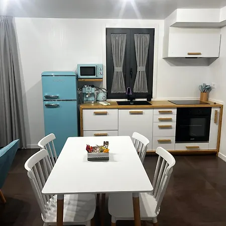 - A Casa Da *